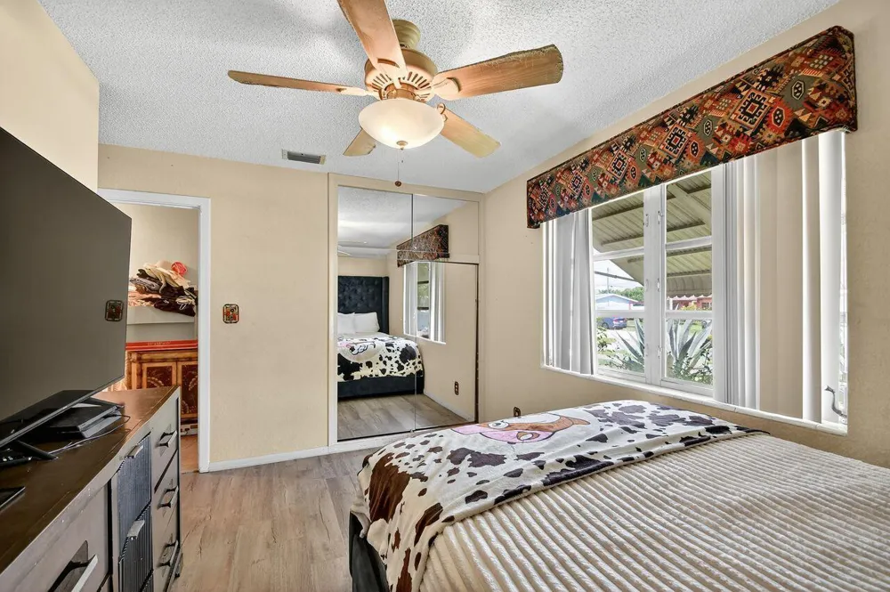 133 Greenbrier Drive Palm Springs, FL 33461