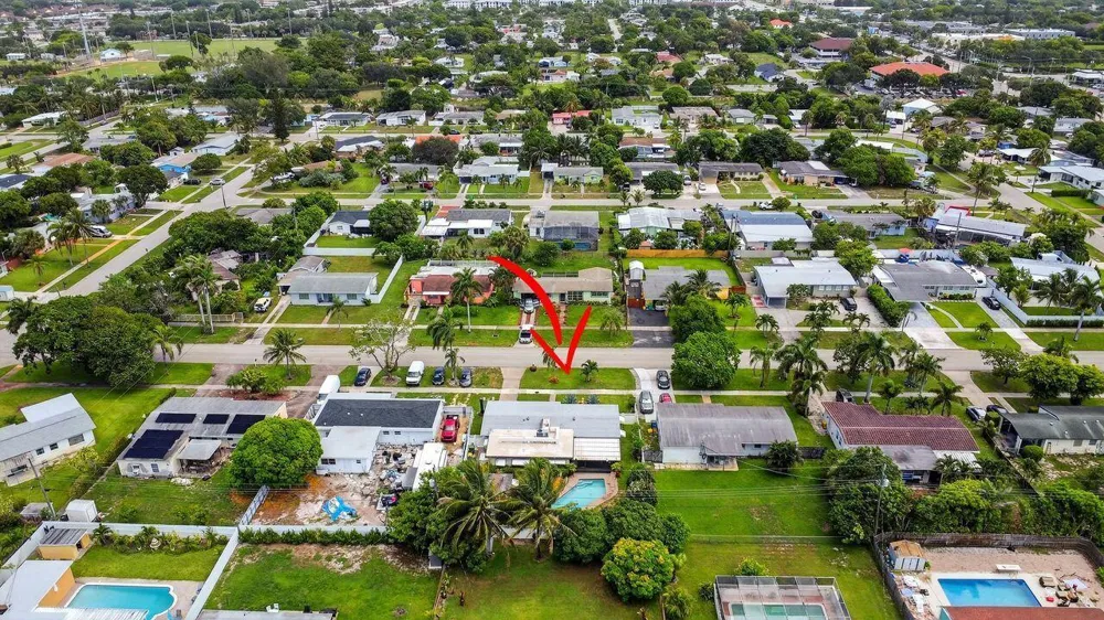 133 Greenbrier Drive Palm Springs, FL 33461