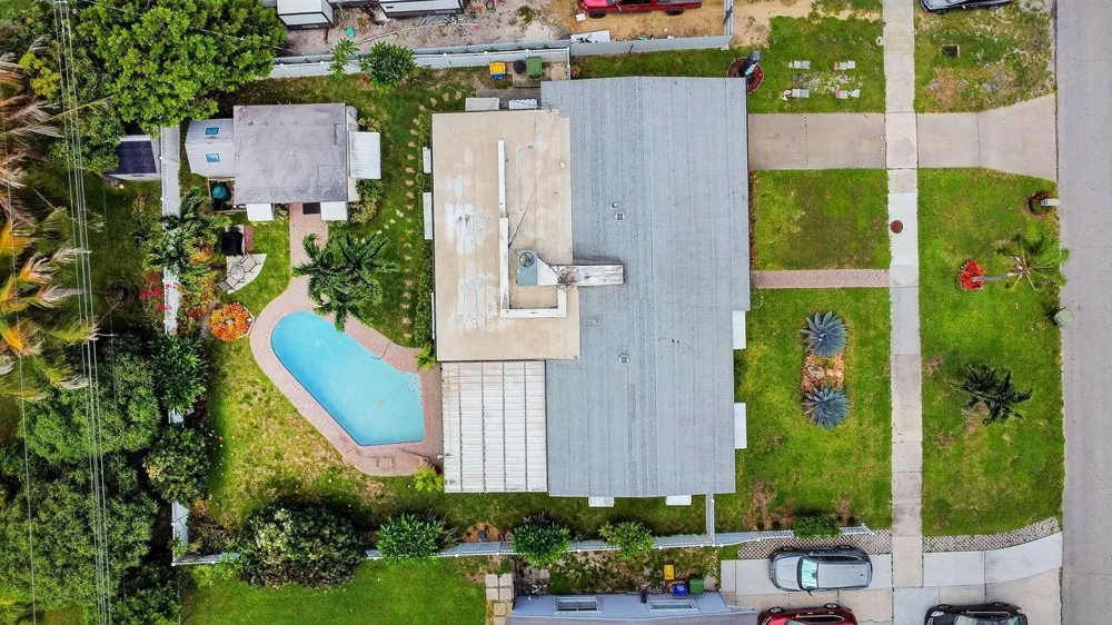 133 Greenbrier Drive Palm Springs, FL 33461