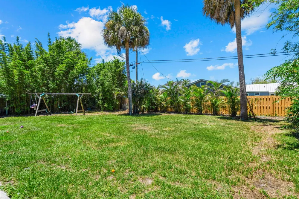 520 SE Dolphin Drive Stuart, FL 34996