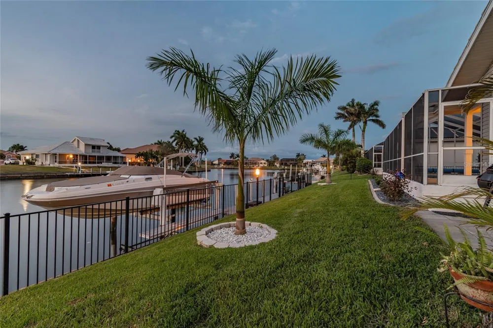 340 PORTOFINO DRIVE Punta Gorda, FL 33950