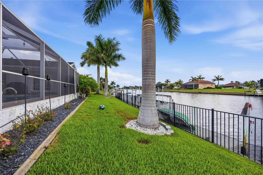 340 PORTOFINO DRIVE Punta Gorda, FL 33950