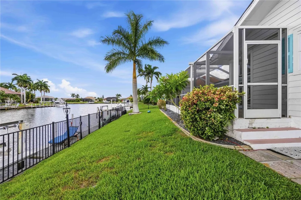 340 PORTOFINO DRIVE Punta Gorda, FL 33950