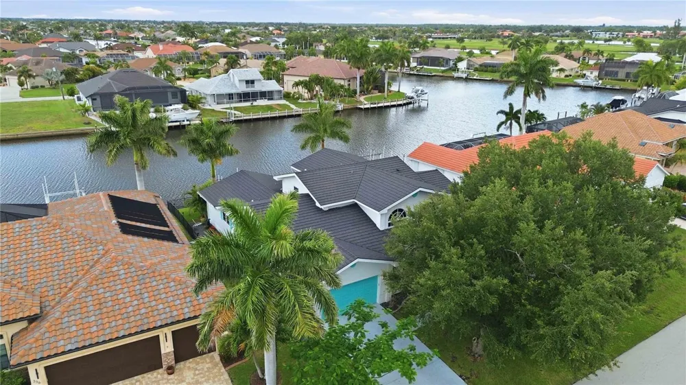 340 PORTOFINO DRIVE Punta Gorda, FL 33950