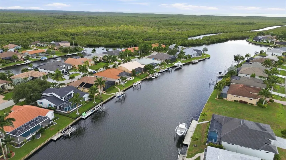 340 PORTOFINO DRIVE Punta Gorda, FL 33950