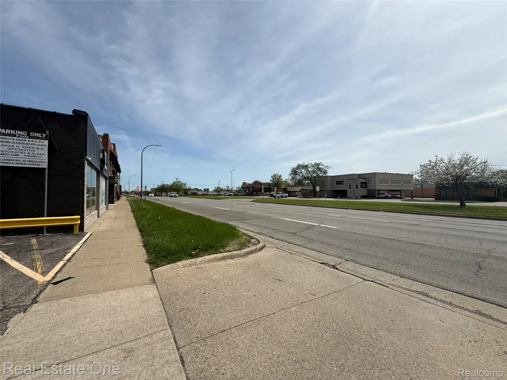 24720 Michigan Ave Dearborn City, MI 48124