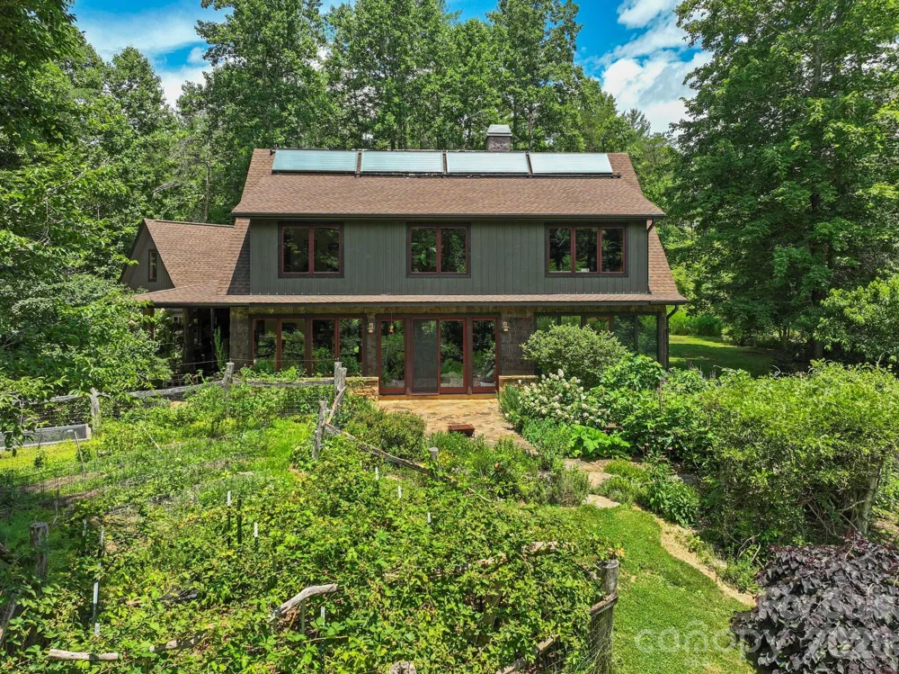 24 Merriwood Trail Arden, NC 28704