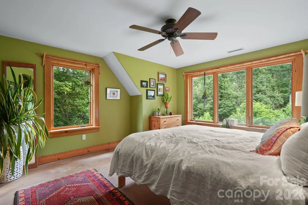 24 Merriwood Trail Arden, NC 28704