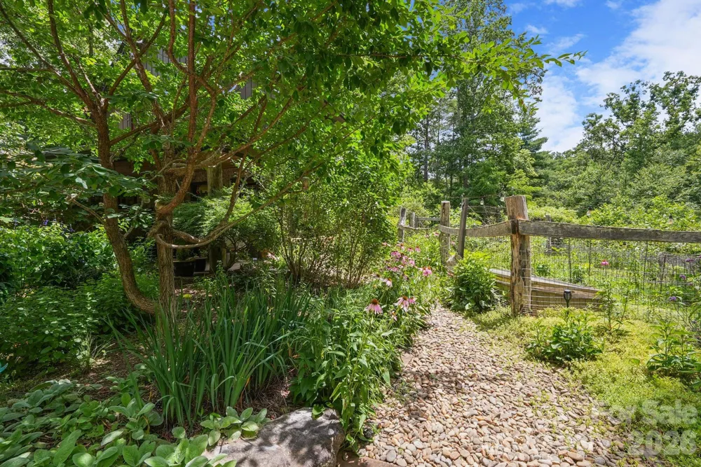 24 Merriwood Trail Arden, NC 28704