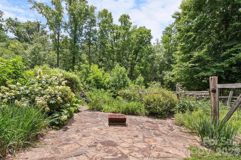 24 Merriwood Trail Arden, NC 28704