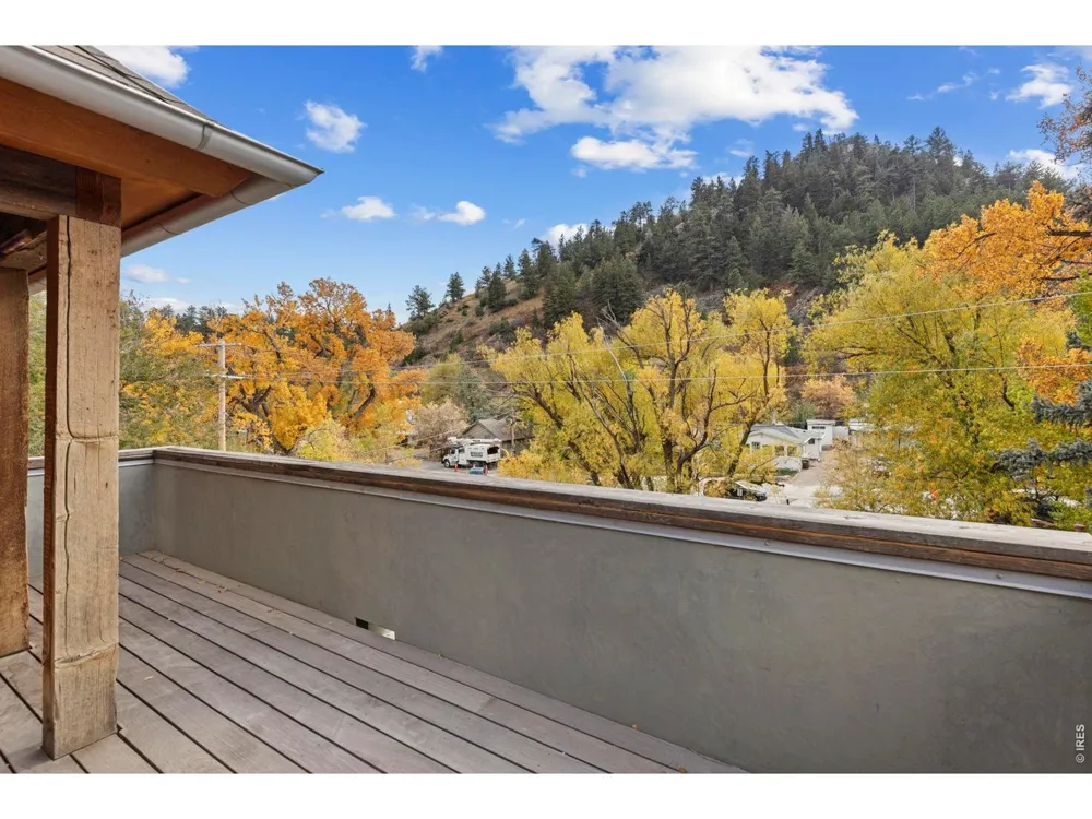 22 Artesian Drive Eldorado Springs, CO 80025