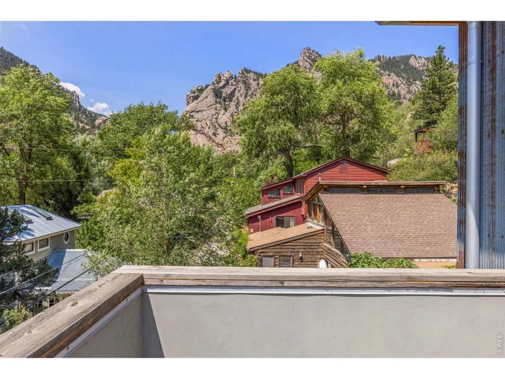 22 Artesian Drive Eldorado Springs, CO 80025