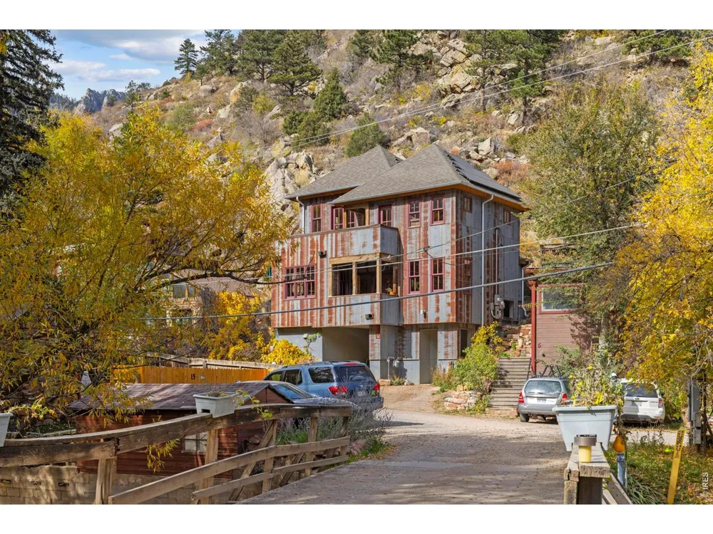 22 Artesian Drive Eldorado Springs, CO 80025