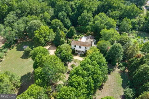 762 CHESAPEAKE DRIVE