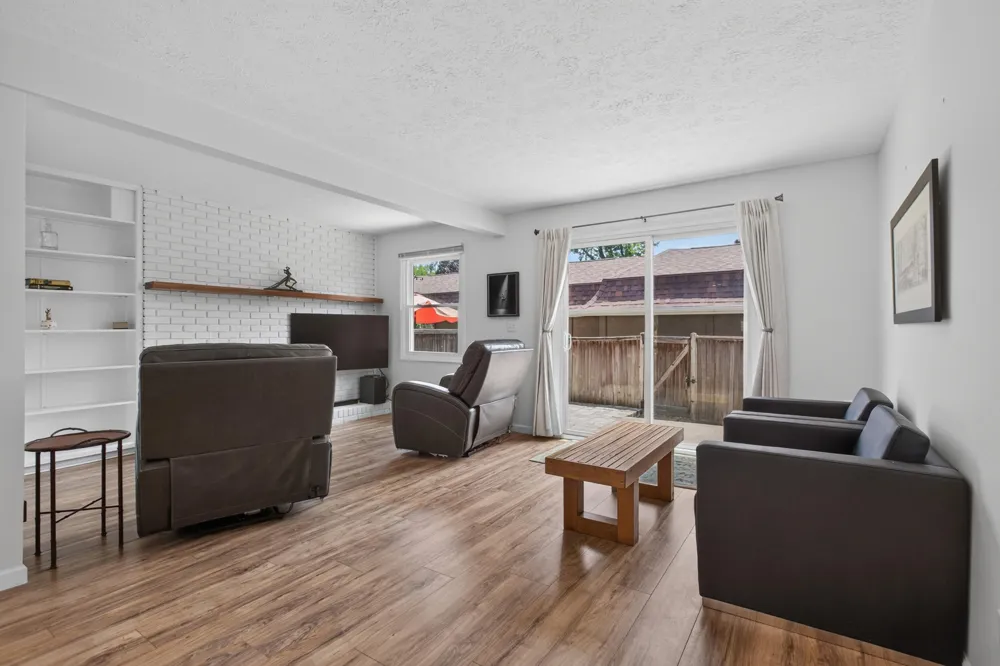 2553 Bristol Terrace St. Joseph, MI 49085