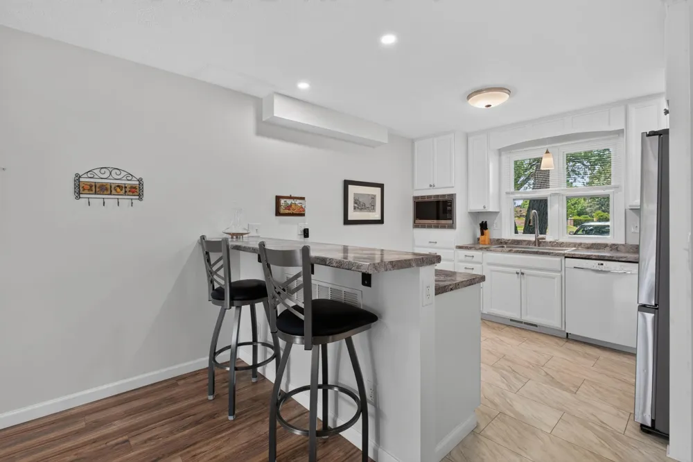 2553 Bristol Terrace St. Joseph, MI 49085