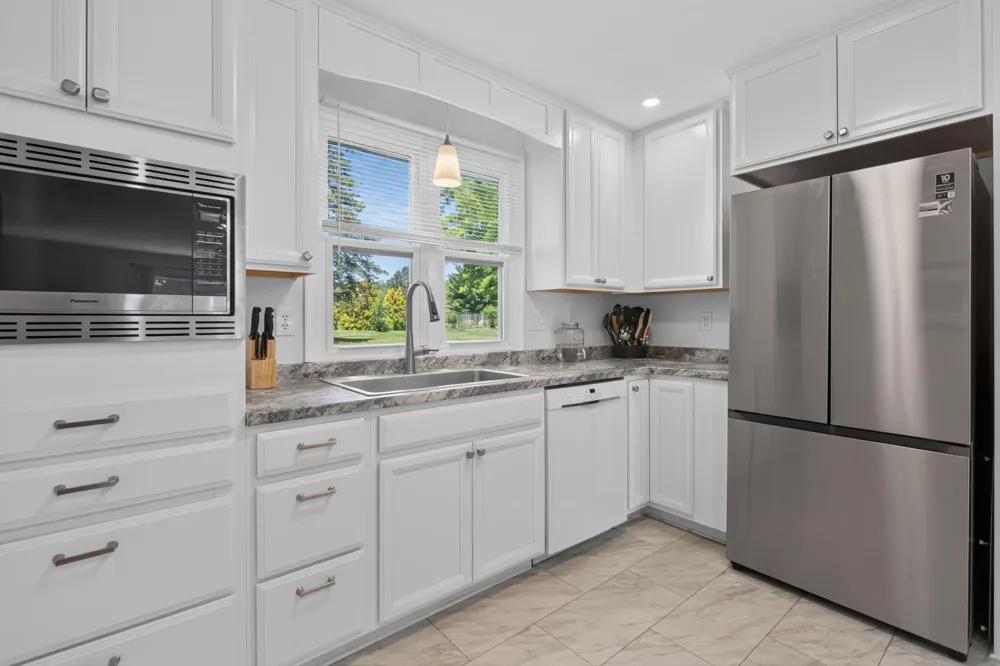 2553 Bristol Terrace St. Joseph, MI 49085