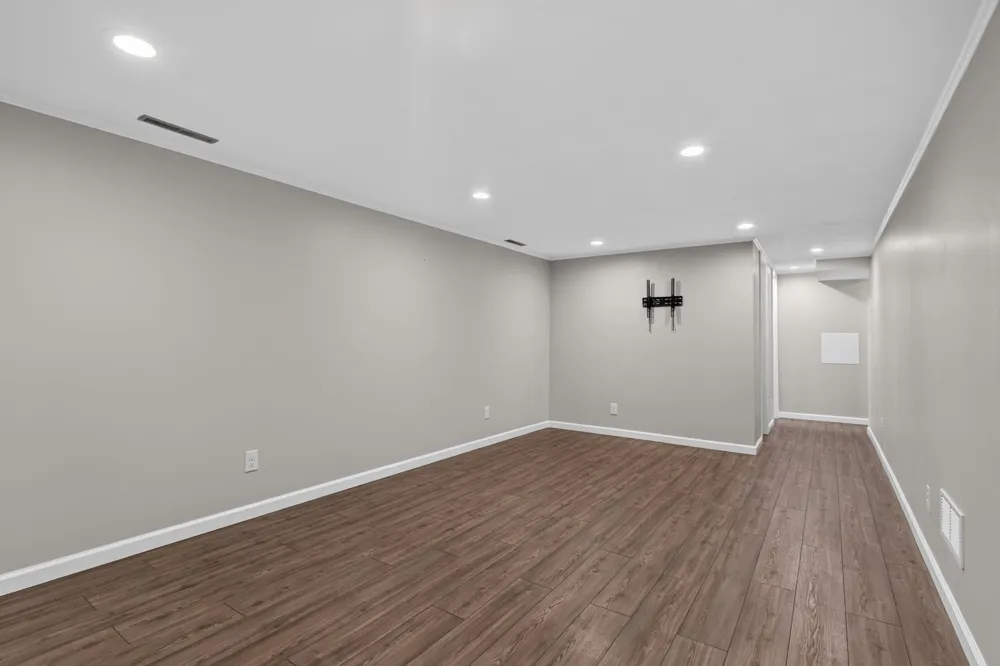 2553 Bristol Terrace St. Joseph, MI 49085