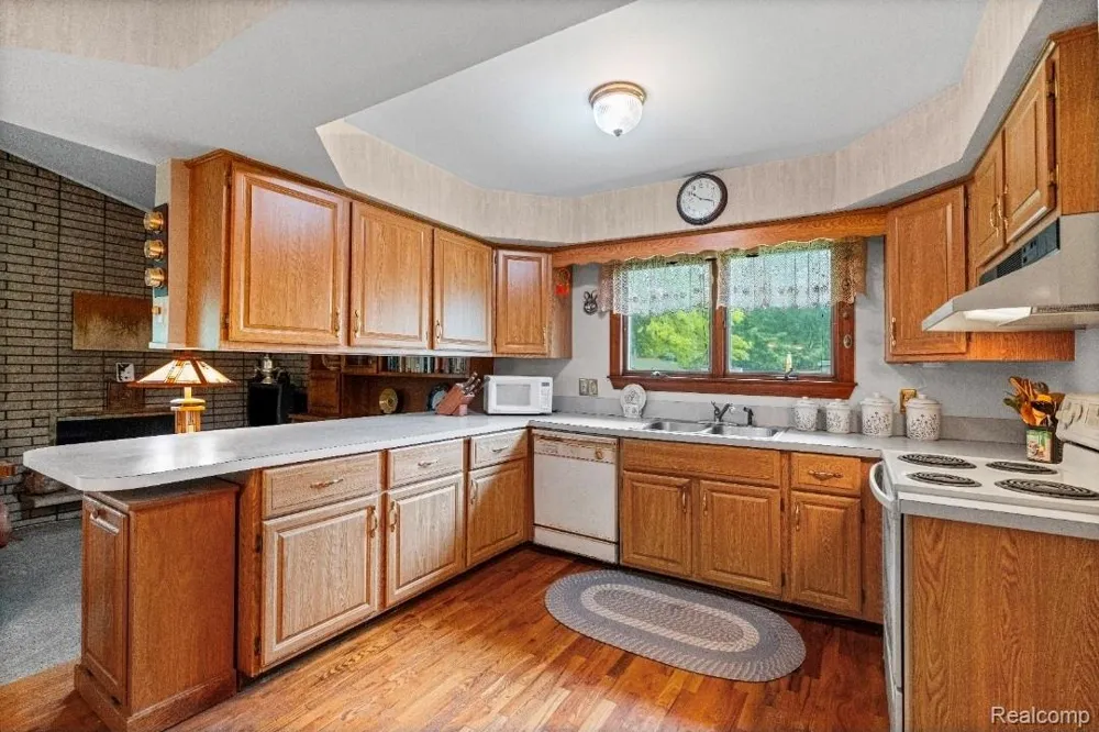 439 Windmill Point Drive Flushing City, MI 48433