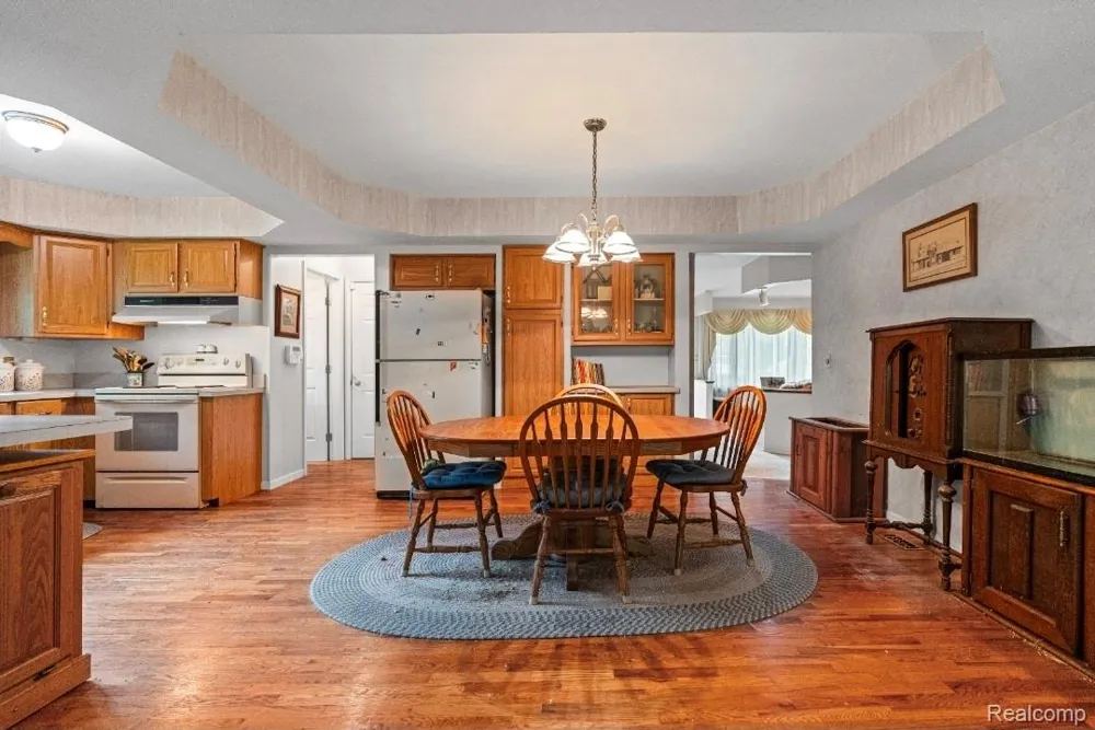 439 Windmill Point Drive Flushing City, MI 48433