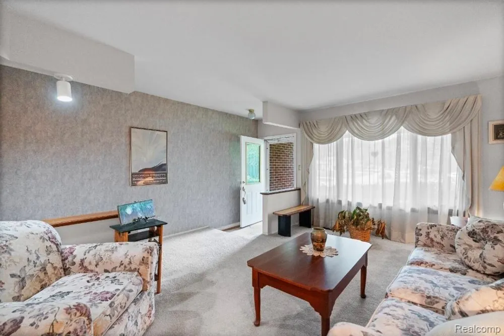 439 Windmill Point Drive Flushing City, MI 48433