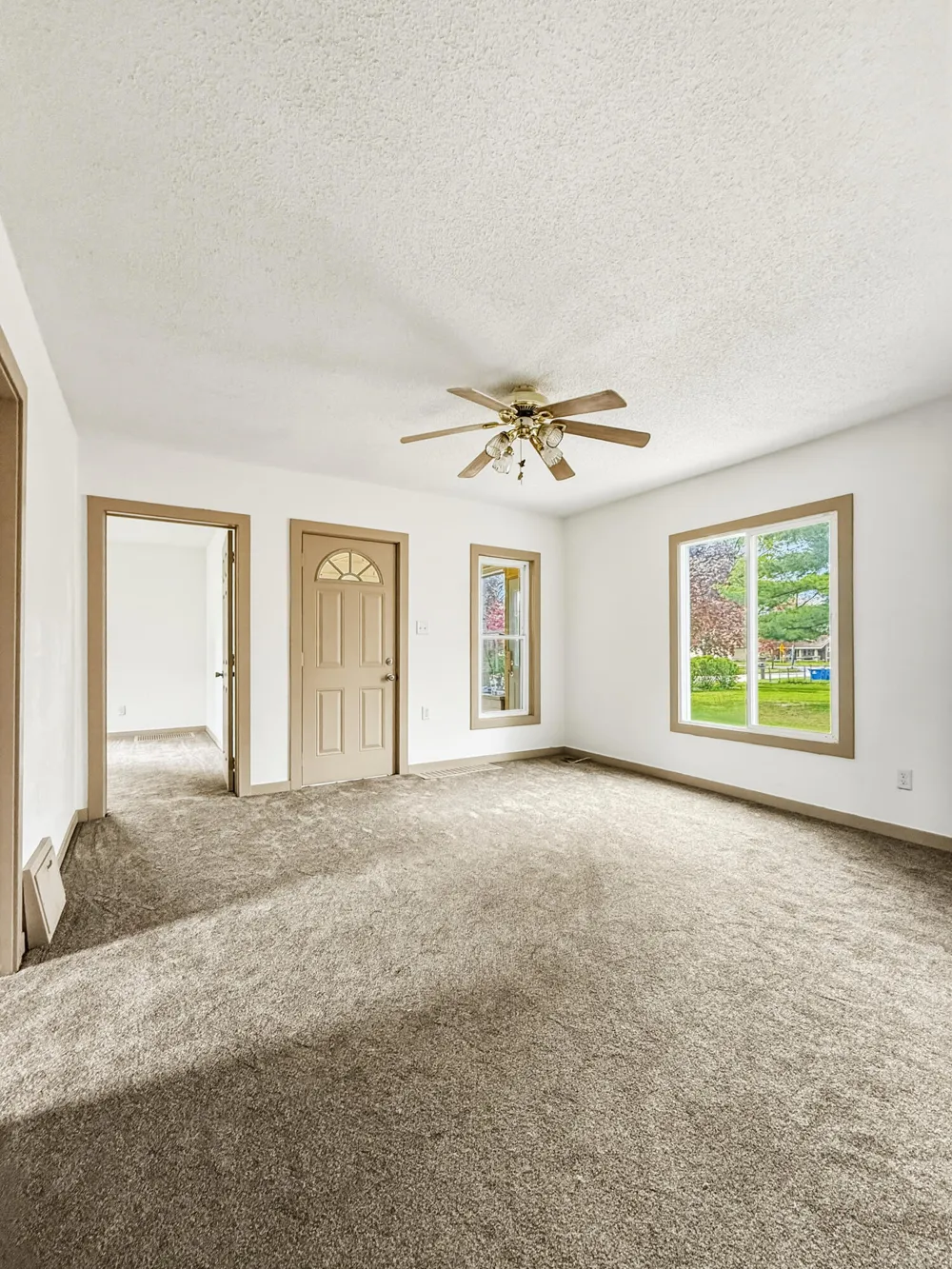 21 E Willard Avenue E Battle Creek City, MI 49037