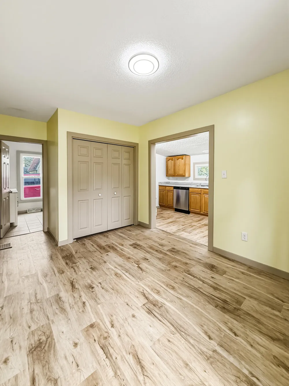 21 E Willard Avenue E Battle Creek City, MI 49037