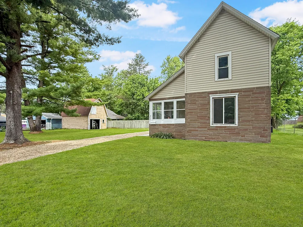 21 E Willard Avenue E Battle Creek City, MI 49037