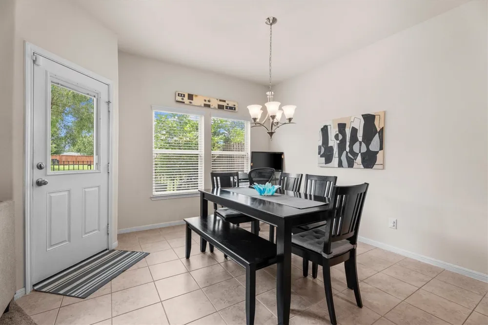 8031 Villa Lago Lane Houston, TX 77070