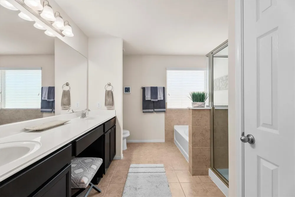 8031 Villa Lago Lane Houston, TX 77070