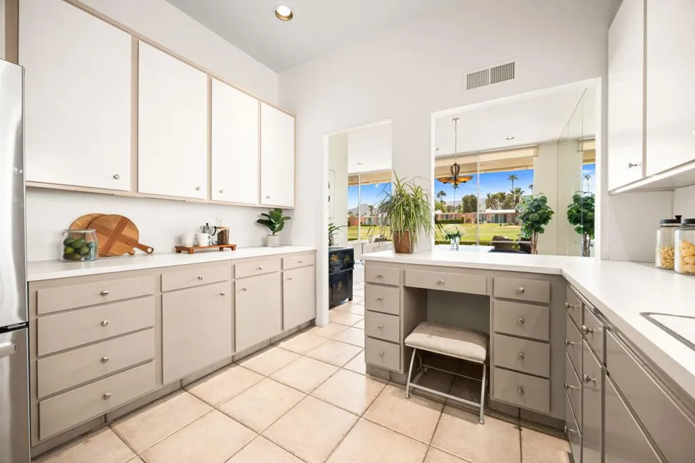 73649 Amir Drive Palm Desert, CA 92260