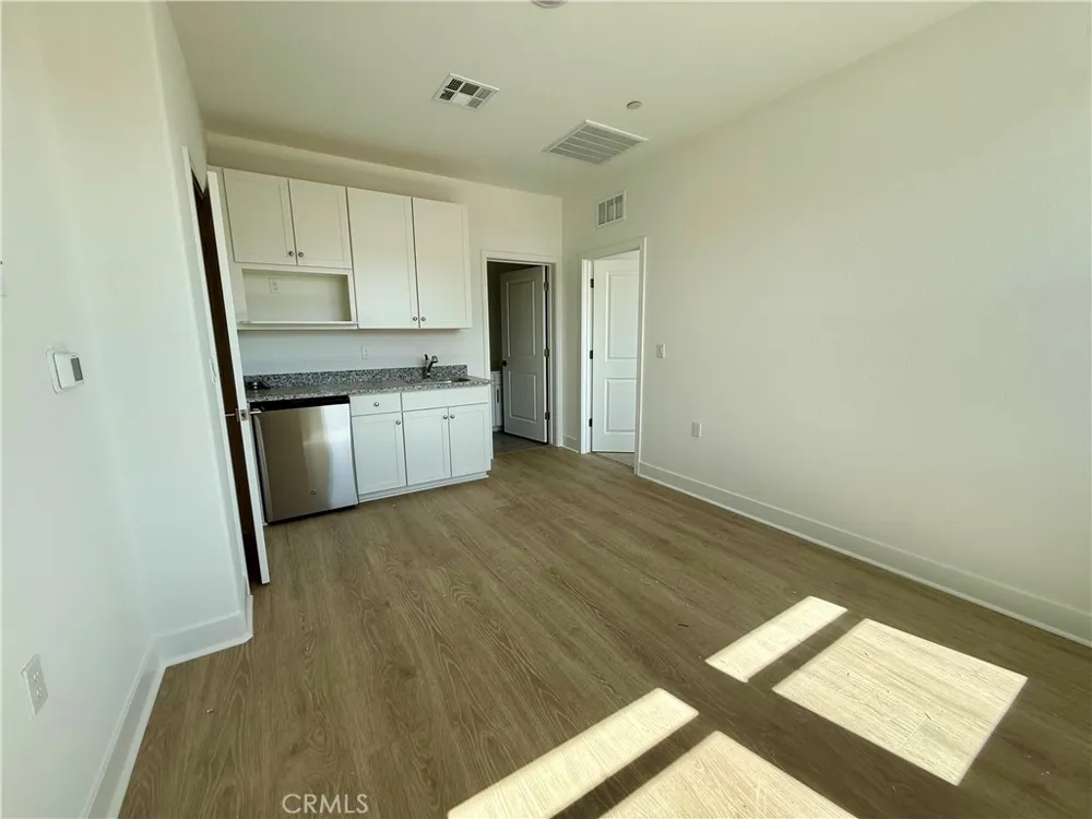 8111 Cottonwood Drive Friant, CA 93626