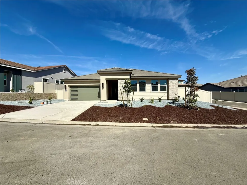 8111 Cottonwood Drive Friant, CA 93626