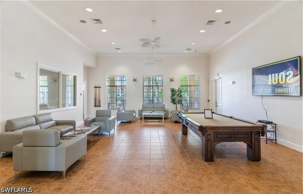 Key Royal Lane #424 Naples, FL 34119