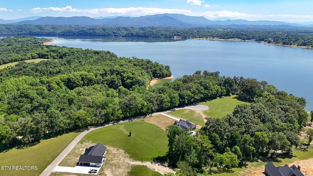 50 Sunset Blvd White Pine, TN 37890