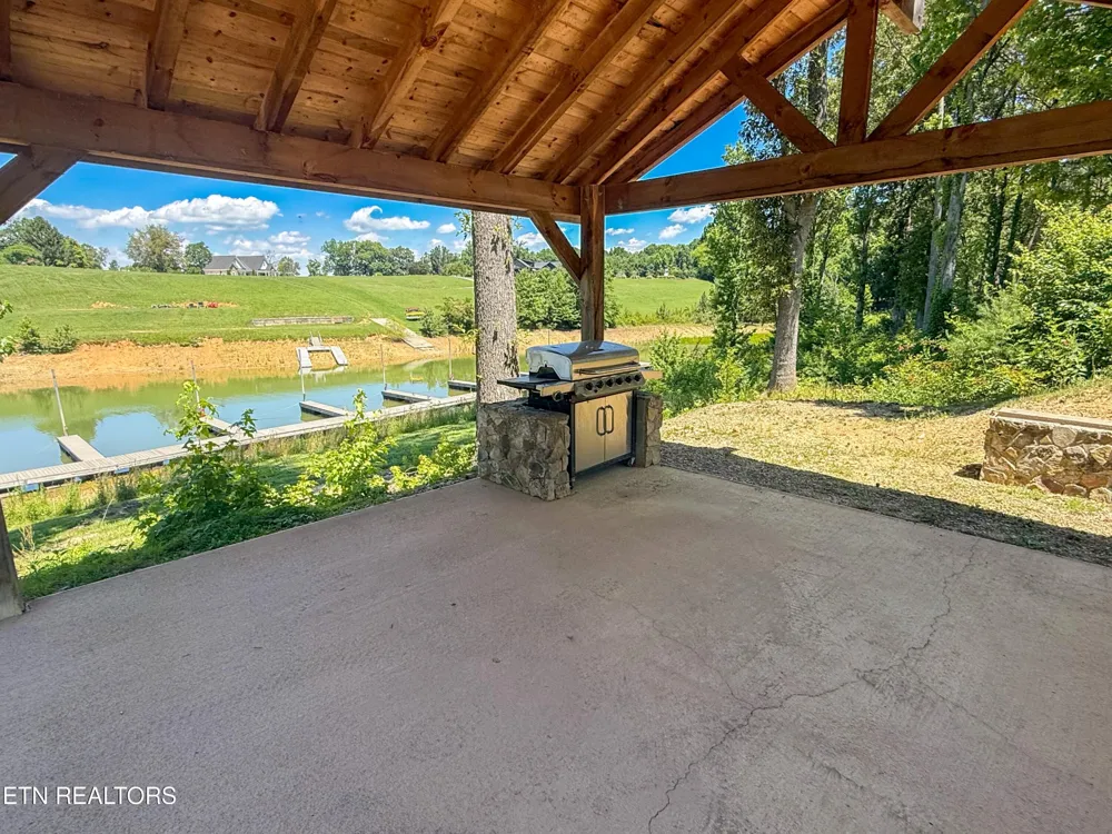 50 Sunset Blvd White Pine, TN 37890