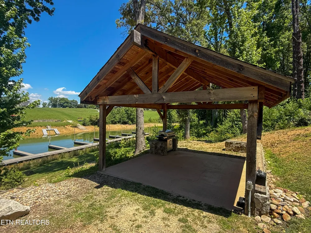 50 Sunset Blvd White Pine, TN 37890