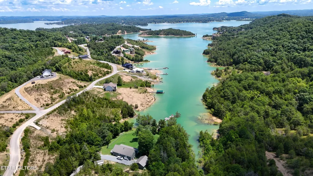 2 Emerald Pointe Blvd Dandridge, TN 37725