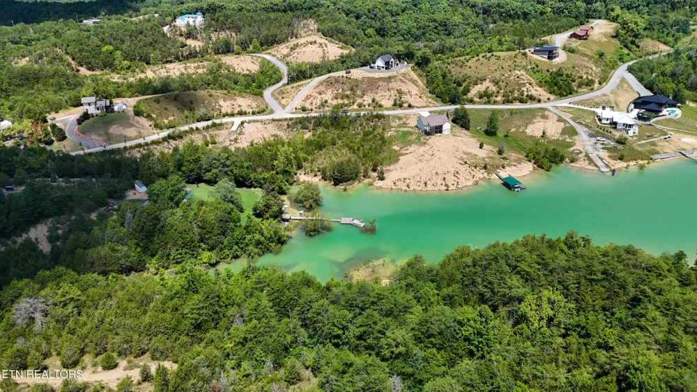 2 Emerald Pointe Blvd Dandridge, TN 37725