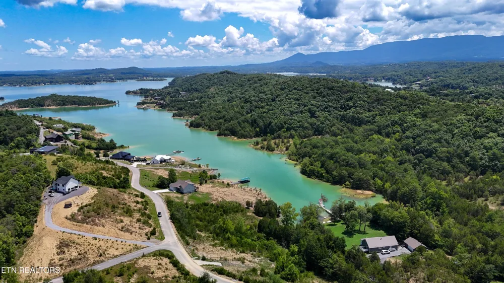 2 Emerald Pointe Blvd Dandridge, TN 37725