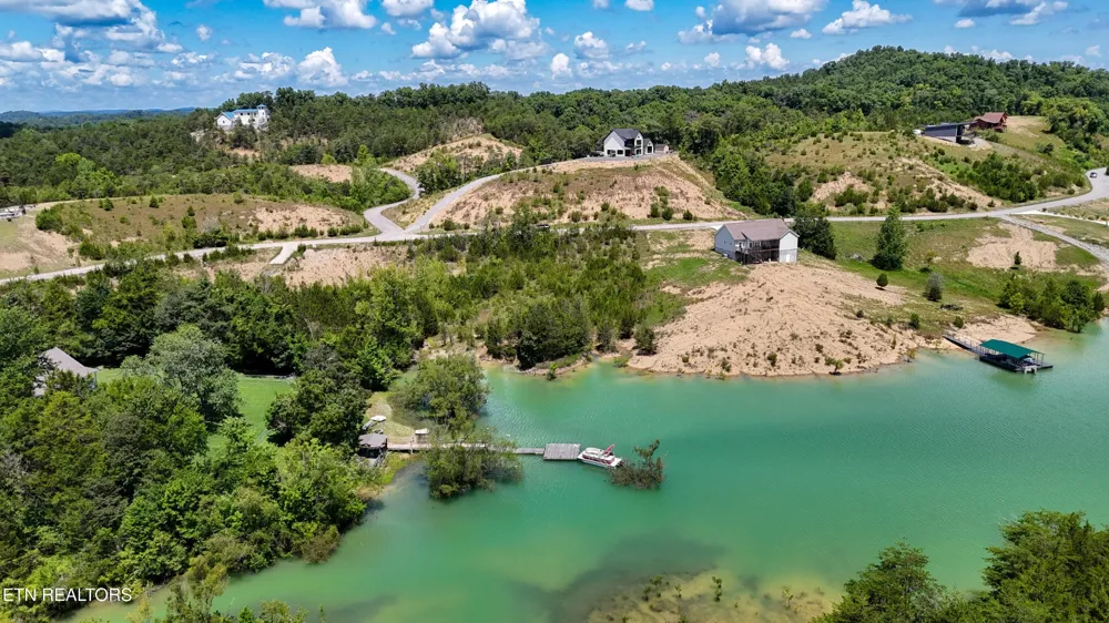 2 Emerald Pointe Blvd Dandridge, TN 37725