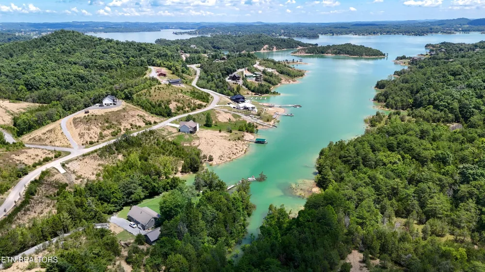 2 Emerald Pointe Blvd Dandridge, TN 37725