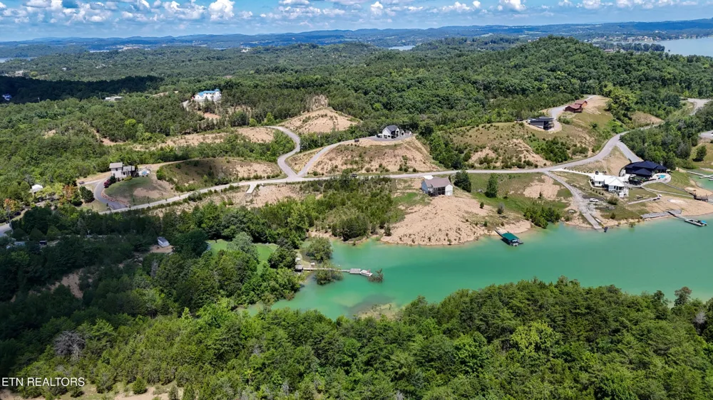 2 Emerald Pointe Blvd Dandridge, TN 37725