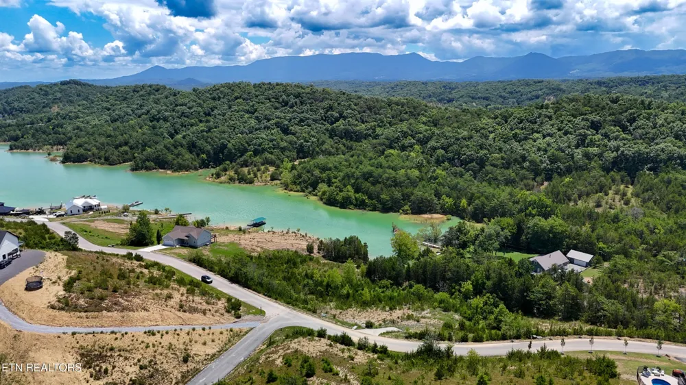 2 Emerald Pointe Blvd Dandridge, TN 37725