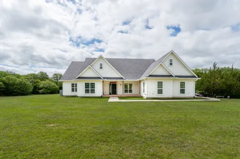 38 Jubilee Farm Road