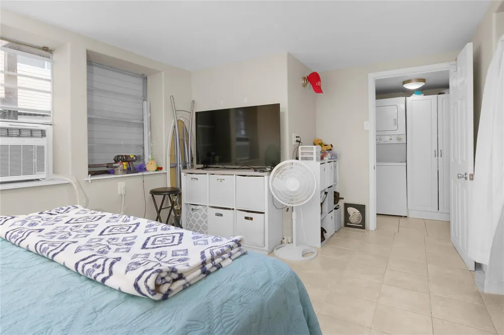 856 Bonita Street Bayou Vista, TX 77563