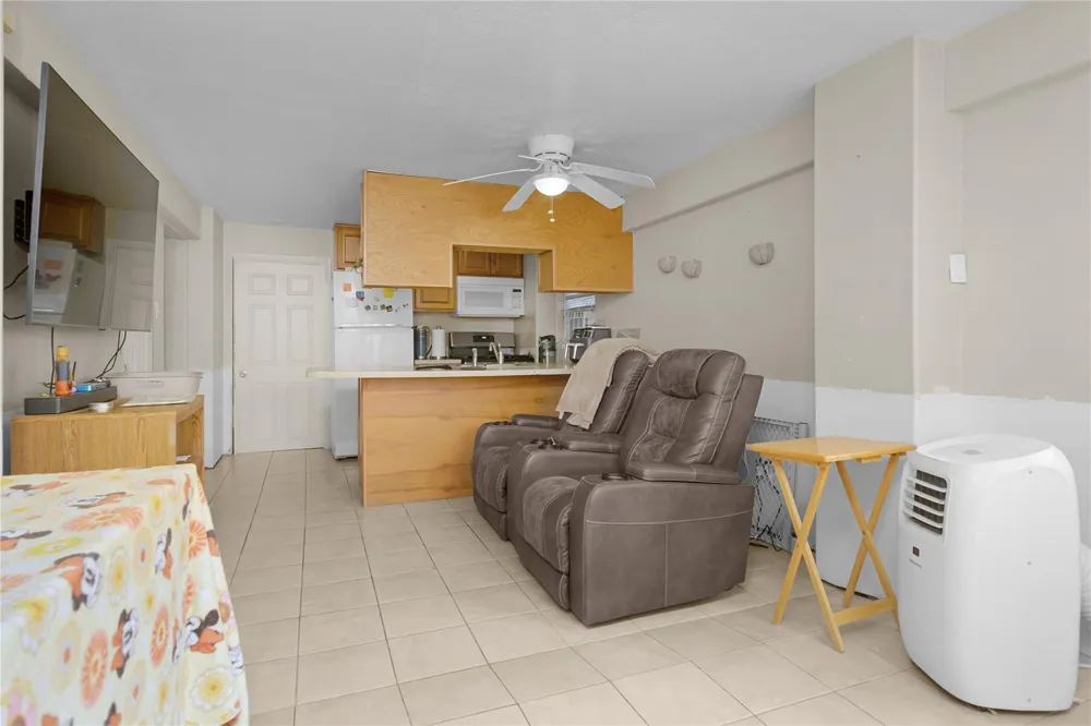 856 Bonita Street Bayou Vista, TX 77563