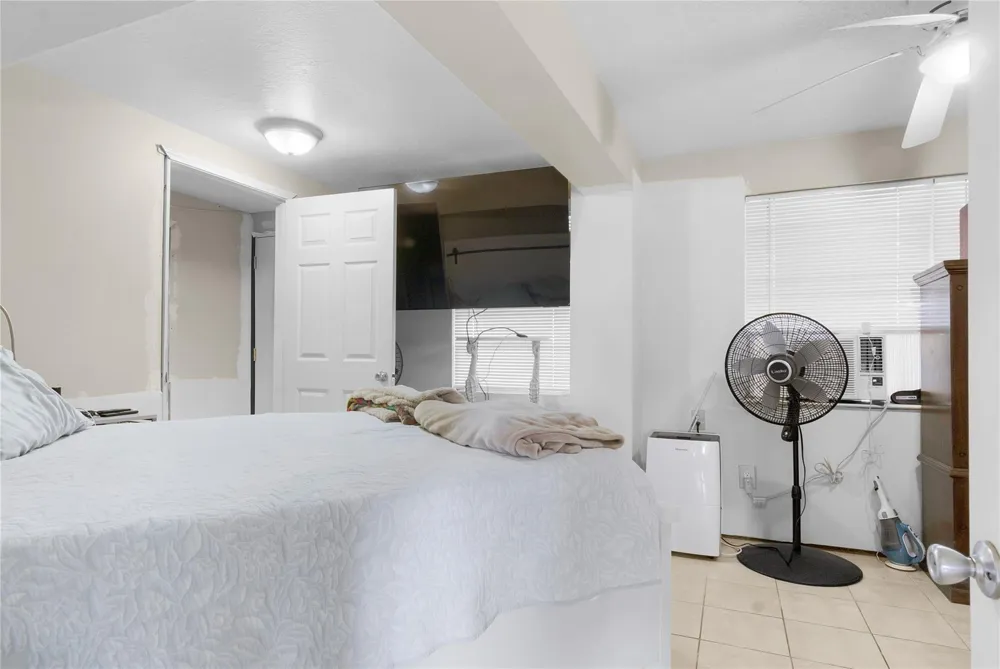 856 Bonita Street Bayou Vista, TX 77563