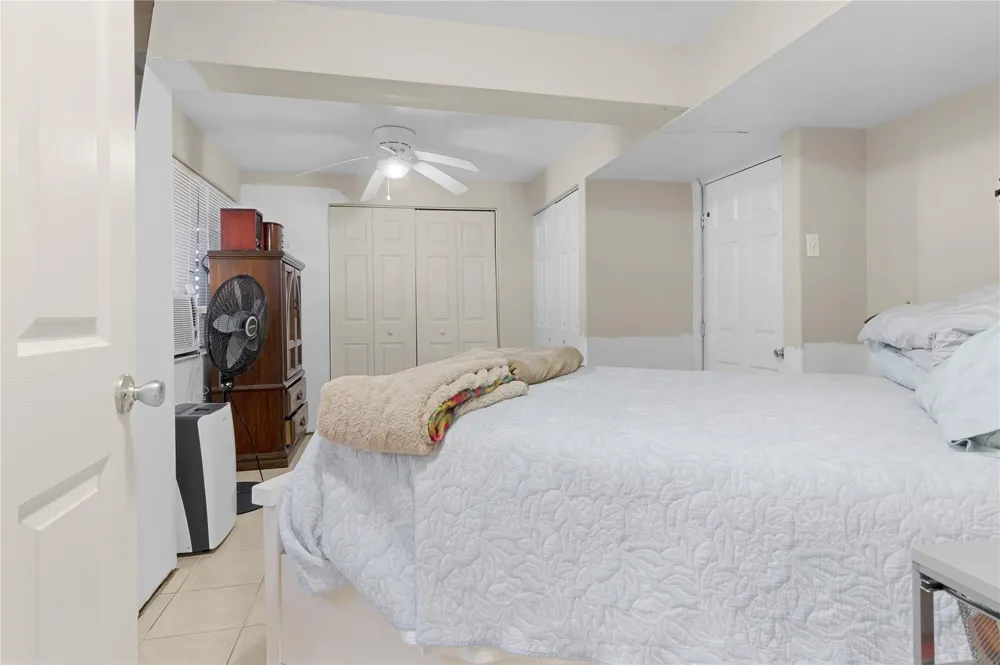 856 Bonita Street Bayou Vista, TX 77563