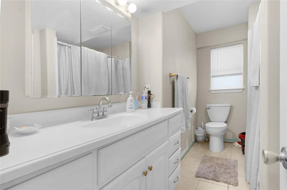 856 Bonita Street Bayou Vista, TX 77563
